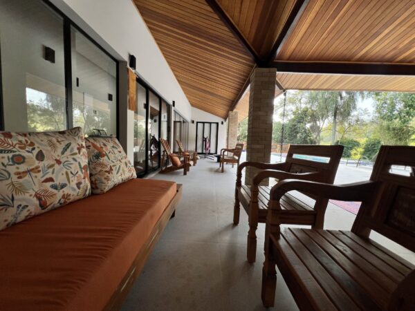 StayBr Ibiúna - Casa de Campo | Piscina & Lareira - Imagem 29