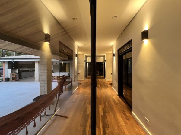 StayBr Ibiúna - Casa de Campo | Piscina & Lareira - Imagem 21