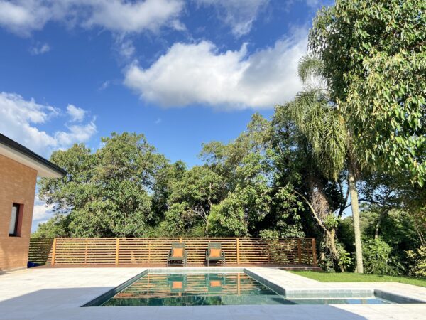 StayBr Ibiúna - Casa de Campo | Piscina & Lareira - Imagem 14